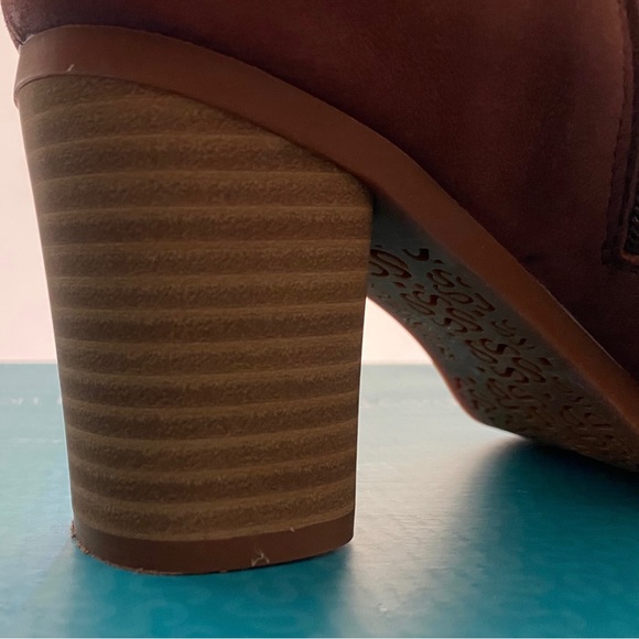 SoftWalk Knox boots, size 8 1/2 - Picture 12 of 13